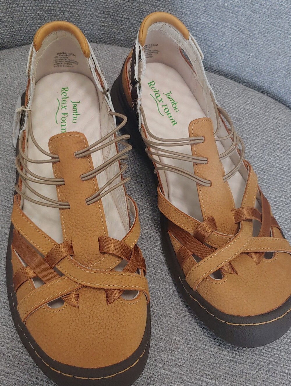 Jambu Relax Foam Chestnut Women's Tan Strappy Slip-On Sandals Size 9 NWT
